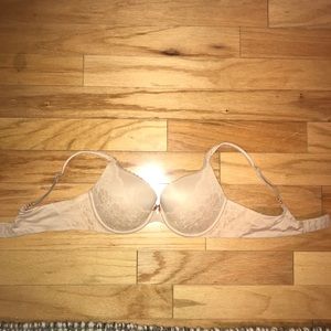 LIGHTLY WORN Victoria’s Secret Body Bra 36C